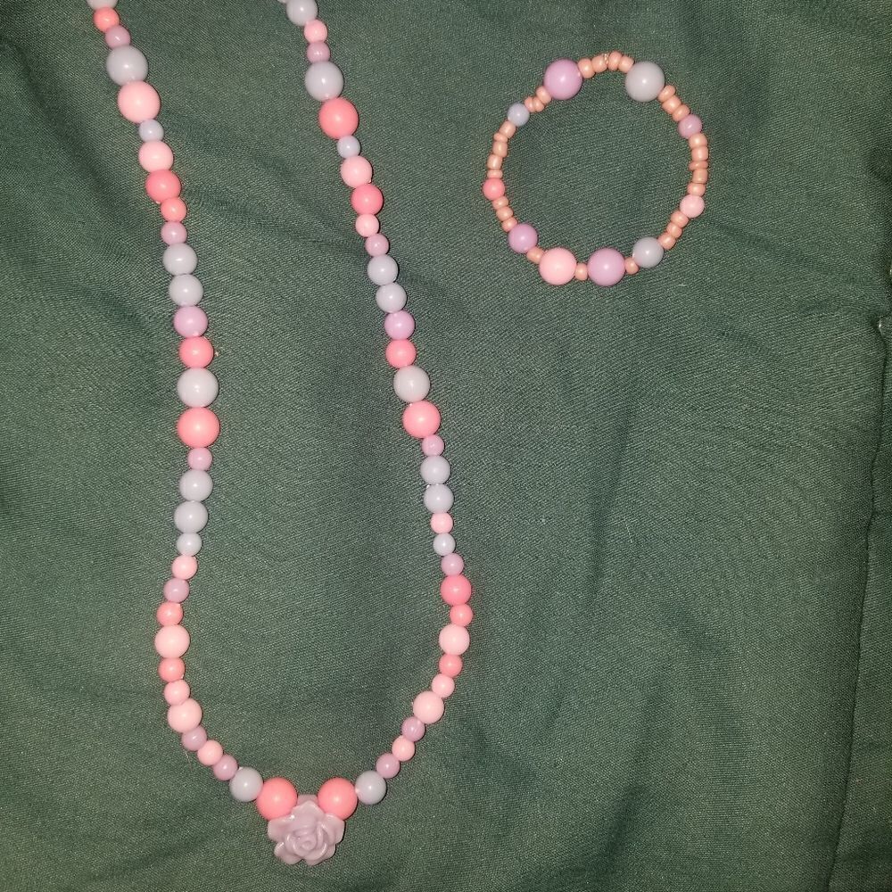 Fun elegant flower set - Picture 5 of 6